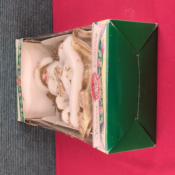 Porcelain Doll Victorian Rose Collection By Melissa Jane 1997 - Picture 13 of 16